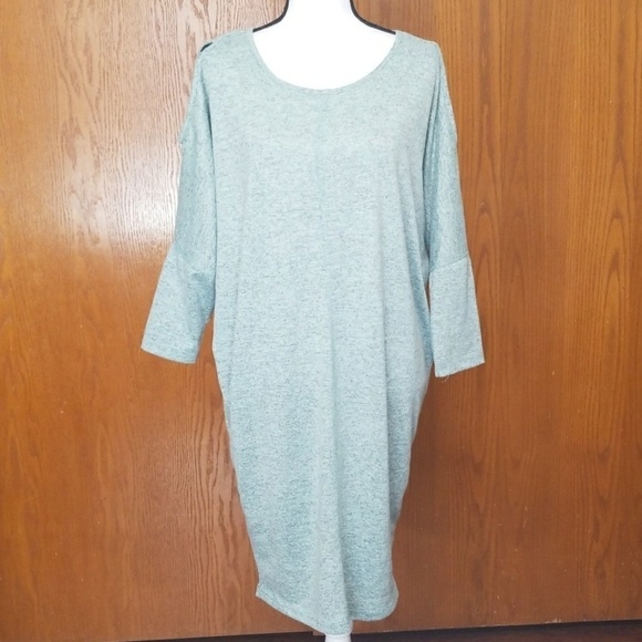 Bobeau Cold Shoulder Dolman Dress - Picture 2 of 8
